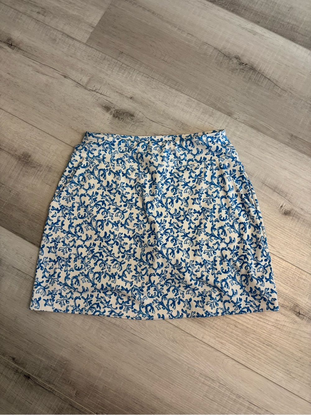 Tommy Bahama Golf & Tennis Coral Print Performance Skort XS Blue White